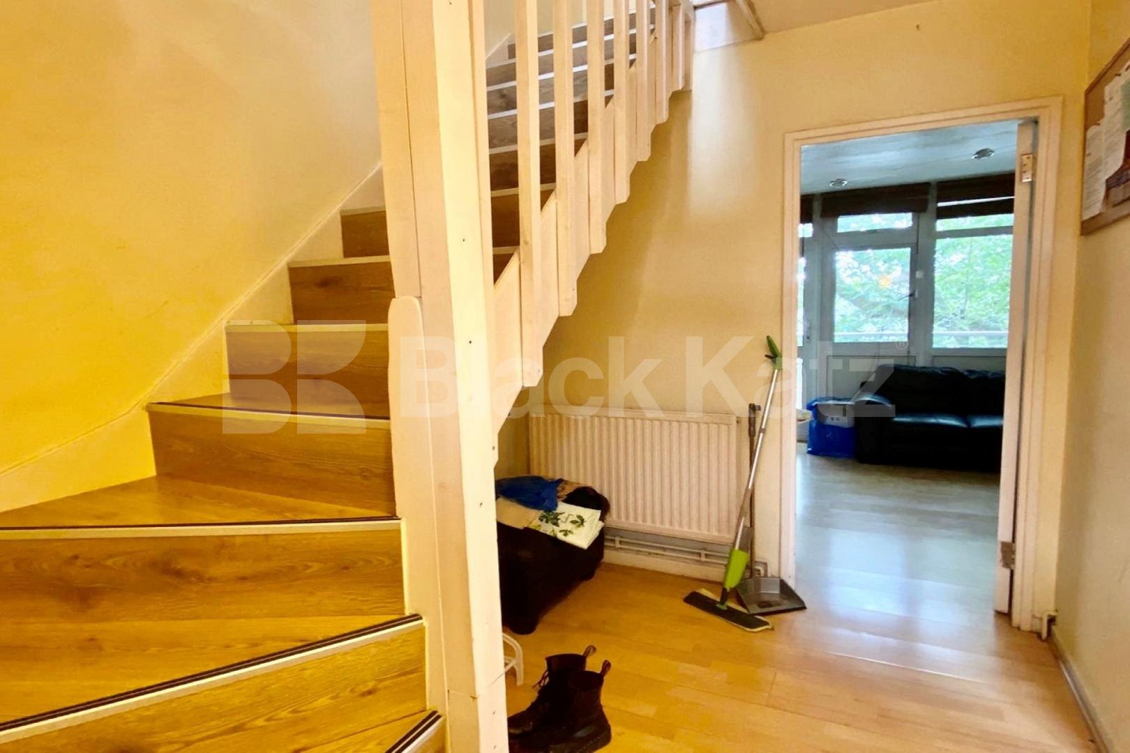 Arranged Over Two Floors Moments From Bermondsey Tube Station Keetons Road, Bermondsey